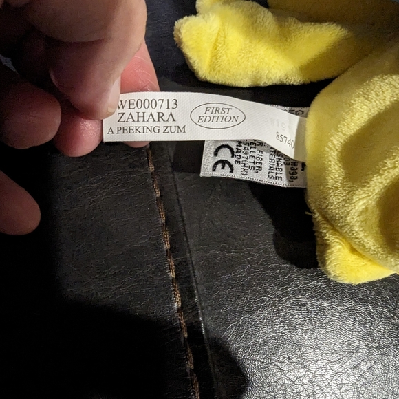 Lot of 3 Ganz stuffed animals. Persian cat, bull Dog and Peeking Zum. - Picture 5 of 8